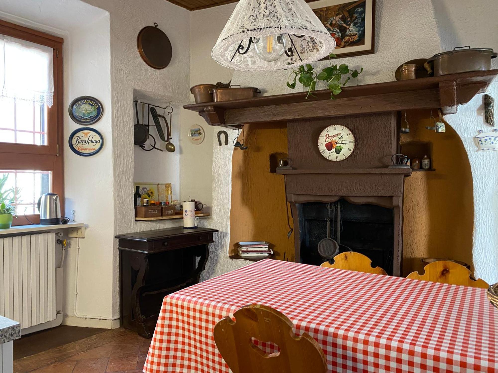 Casa D'Epoca Fronte Lago A Domaso Lago Di Como Bagian luar foto