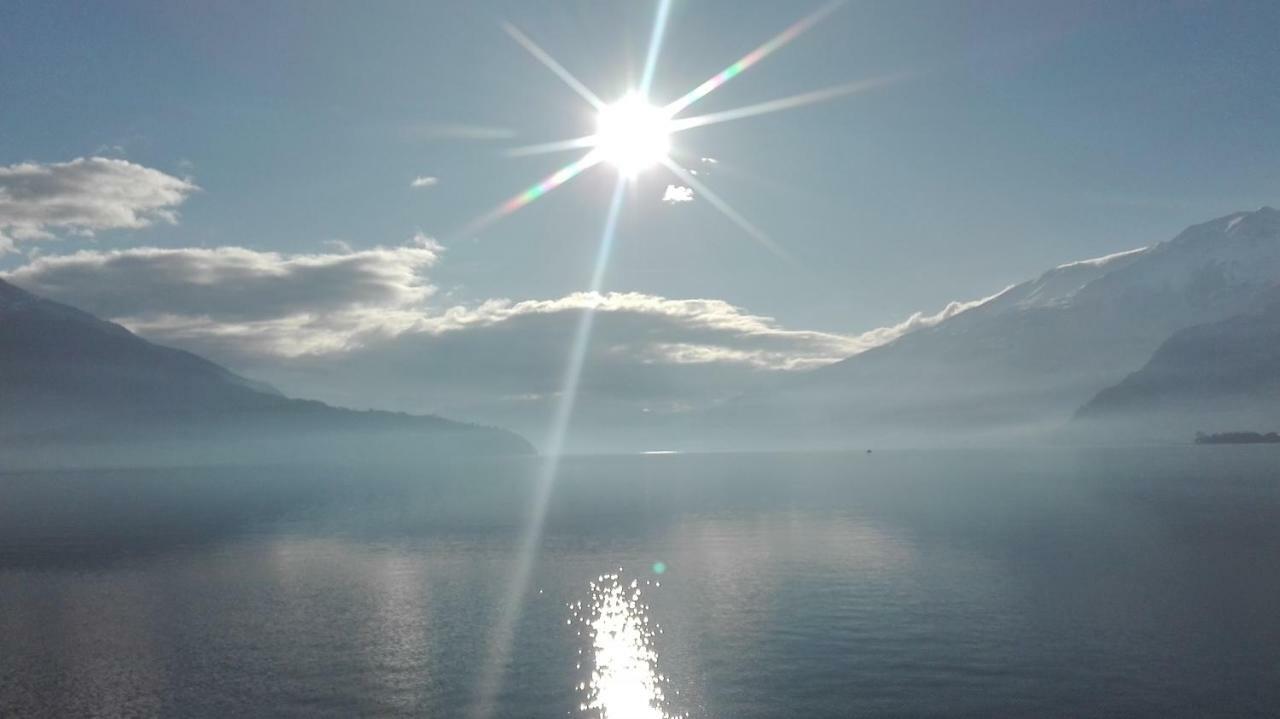 Casa D'Epoca Fronte Lago A Domaso Lago Di Como Bagian luar foto