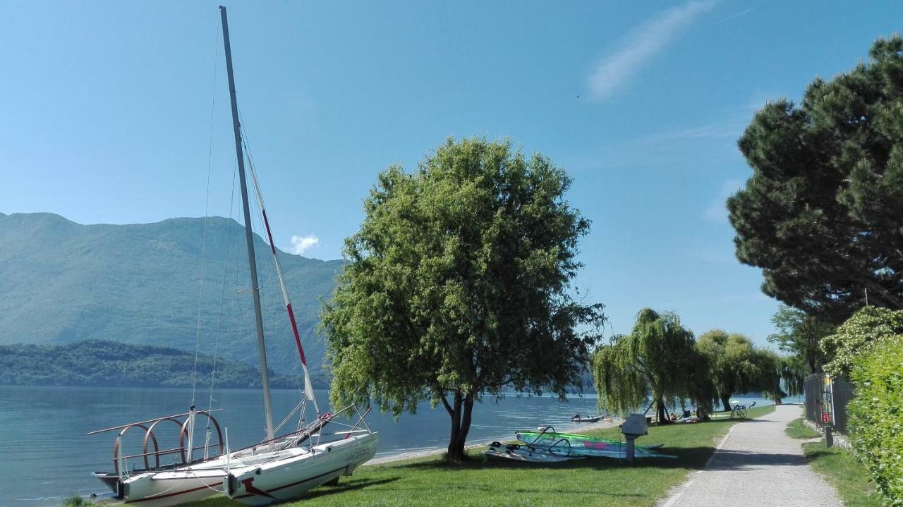 Casa D'Epoca Fronte Lago A Domaso Lago Di Como Bagian luar foto